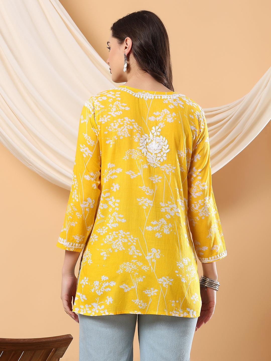 Zeba Chikankari Mulmul Short Kurti