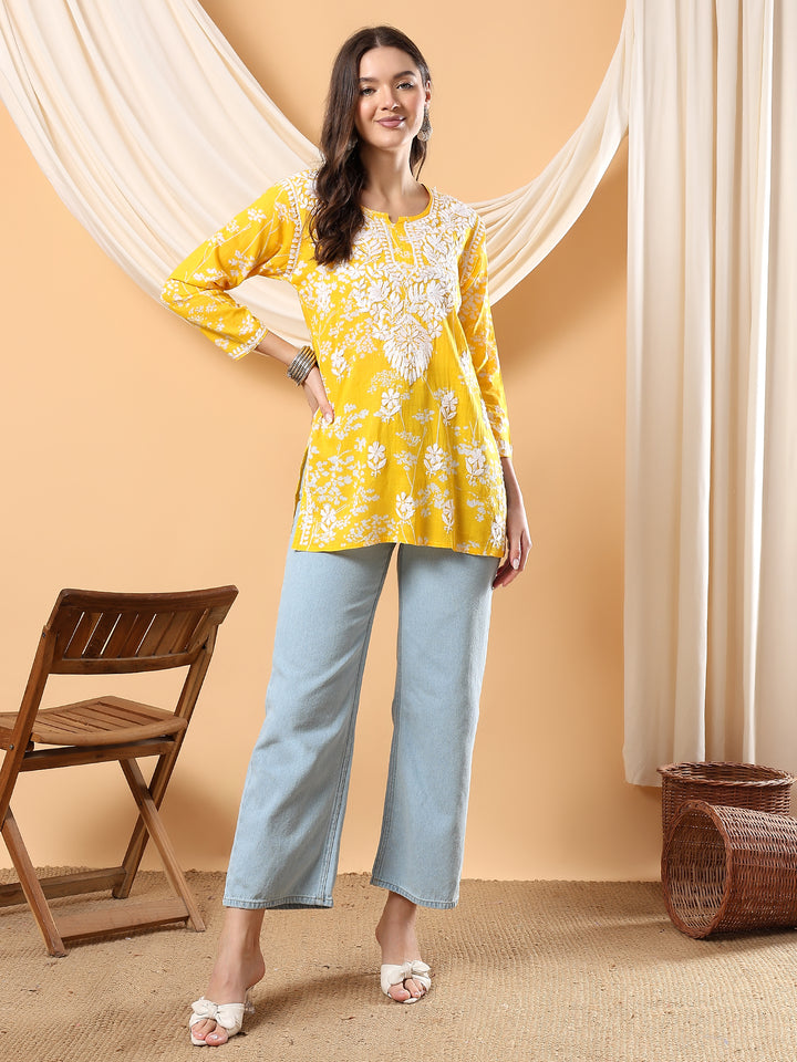 Zeba Chikankari Mulmul Short Kurti