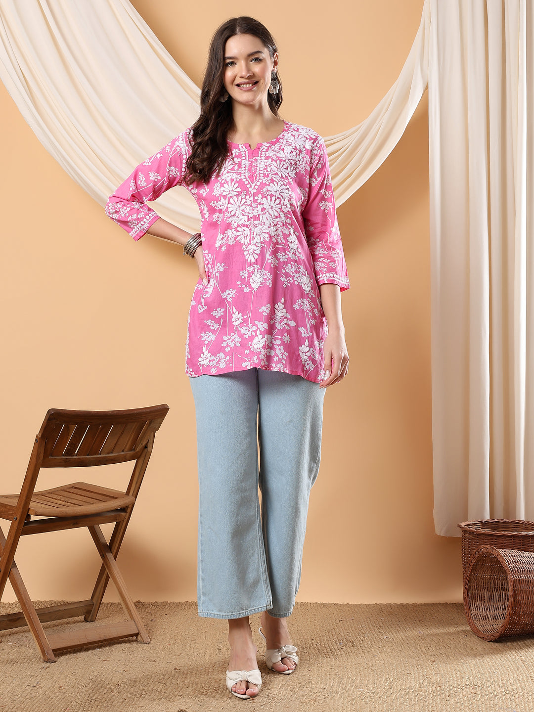 Zeba Chikankari Mulmul Short Kurti