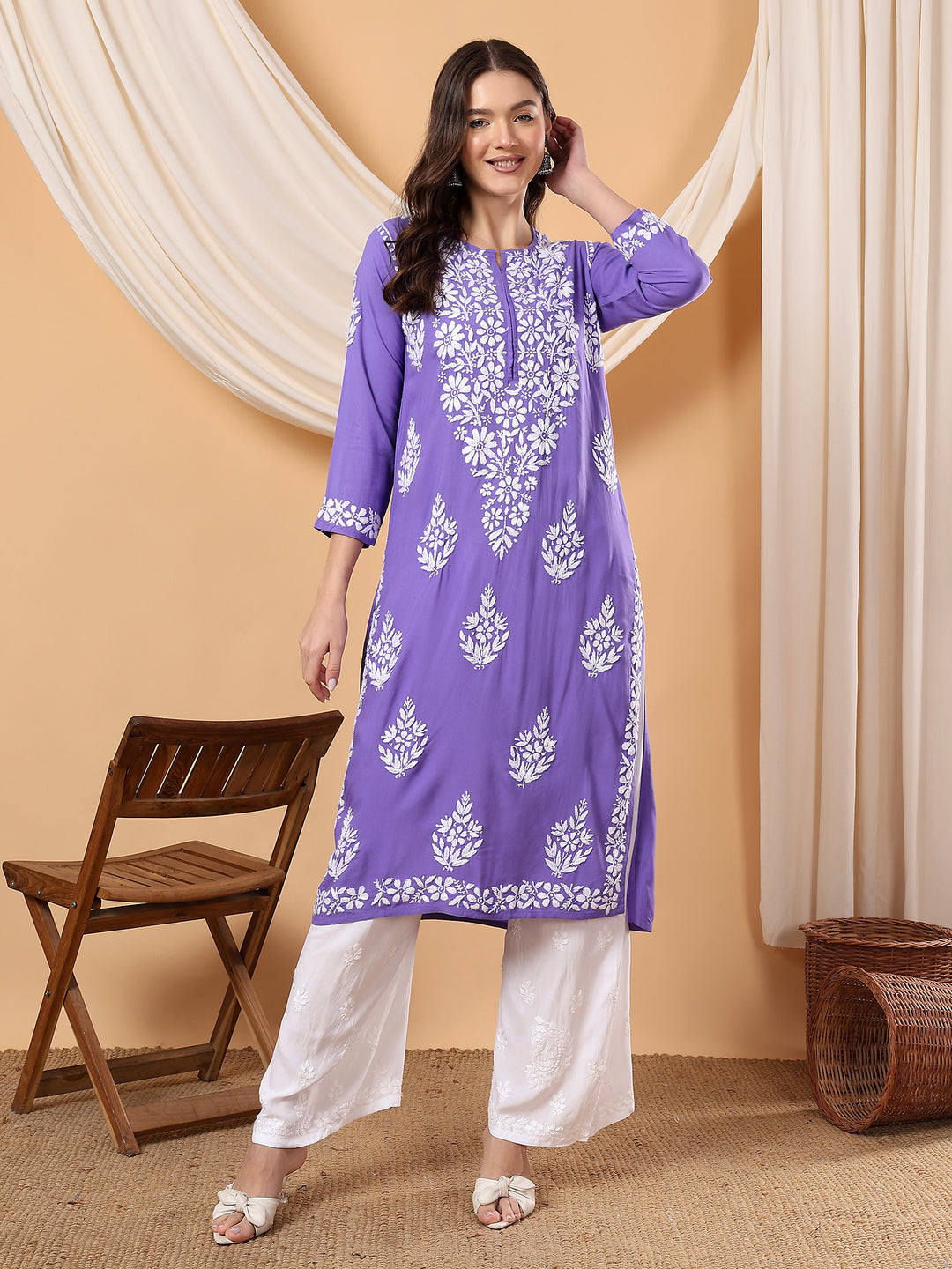 Jahnvi Chikankari Rayon Straight Kurta