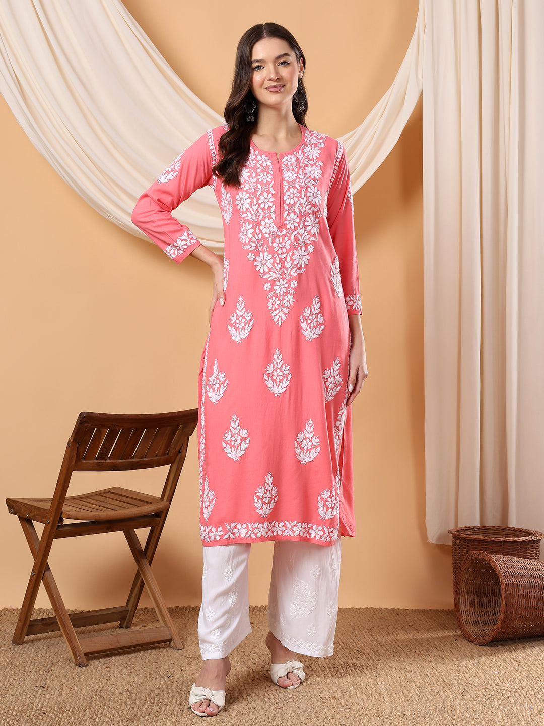 Jahnvi Chikankari Rayon Straight Kurta