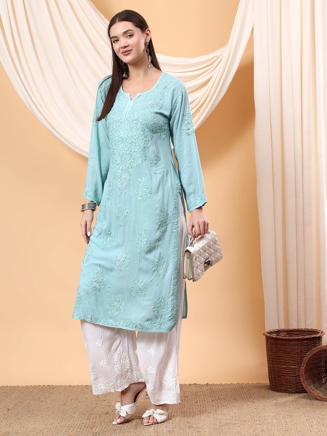 Heer Chikankari Modal Straight Kurta