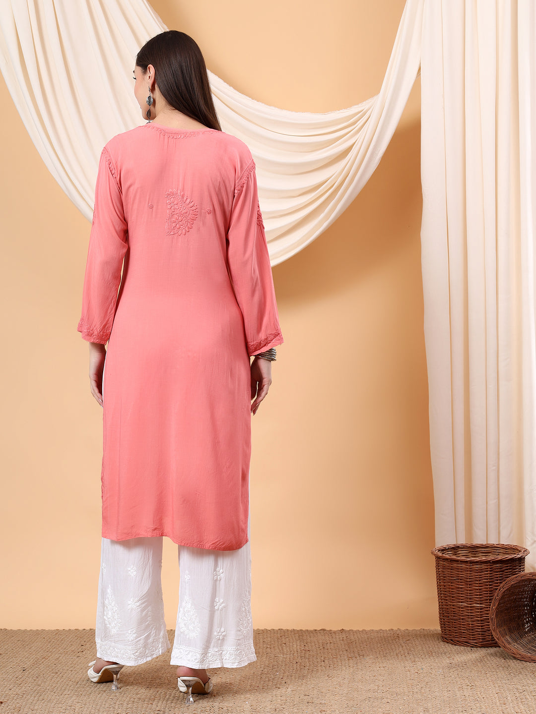 Heer Chikankari Modal Straight Kurta