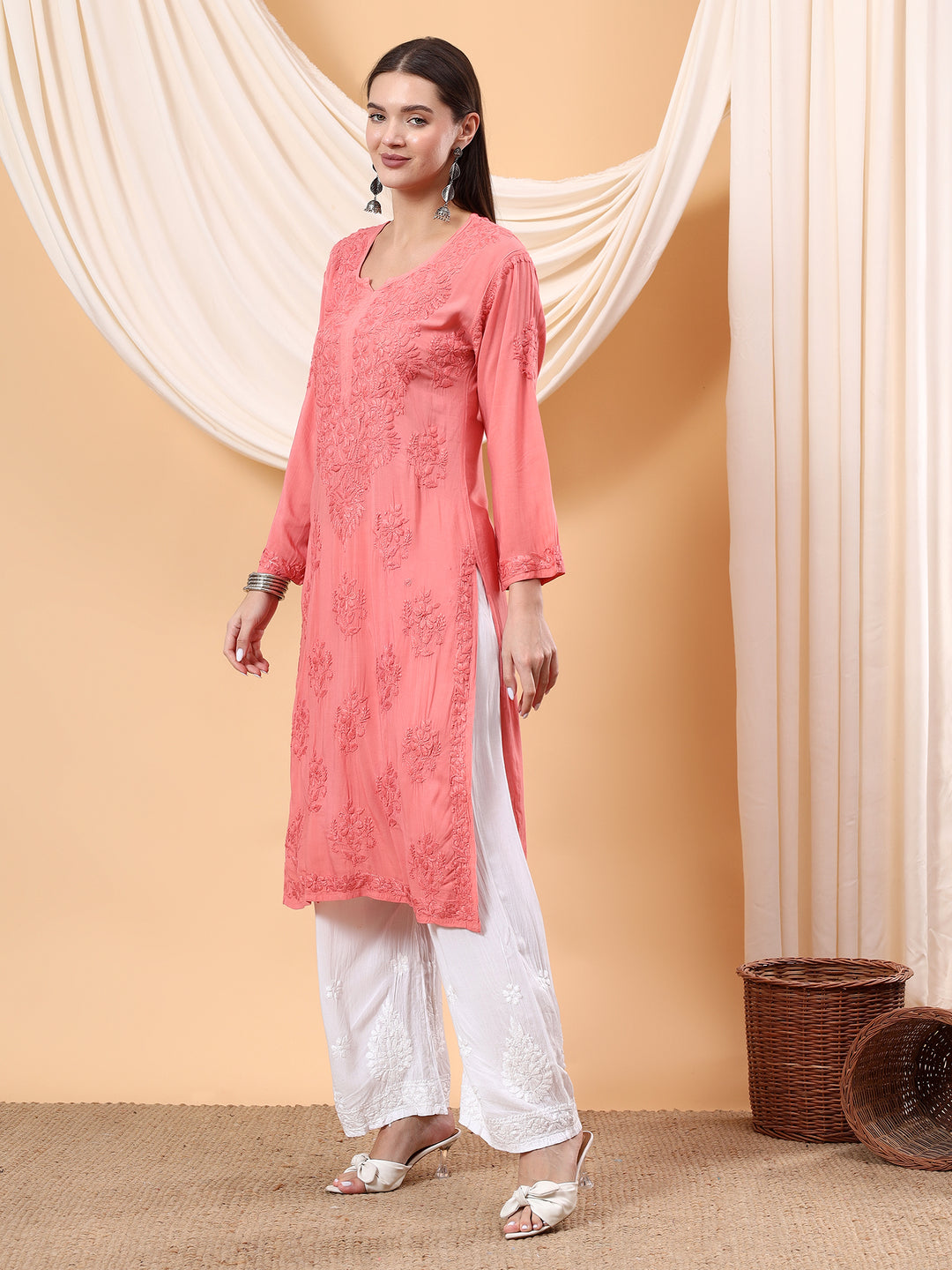 Heer Chikankari Modal Straight Kurta