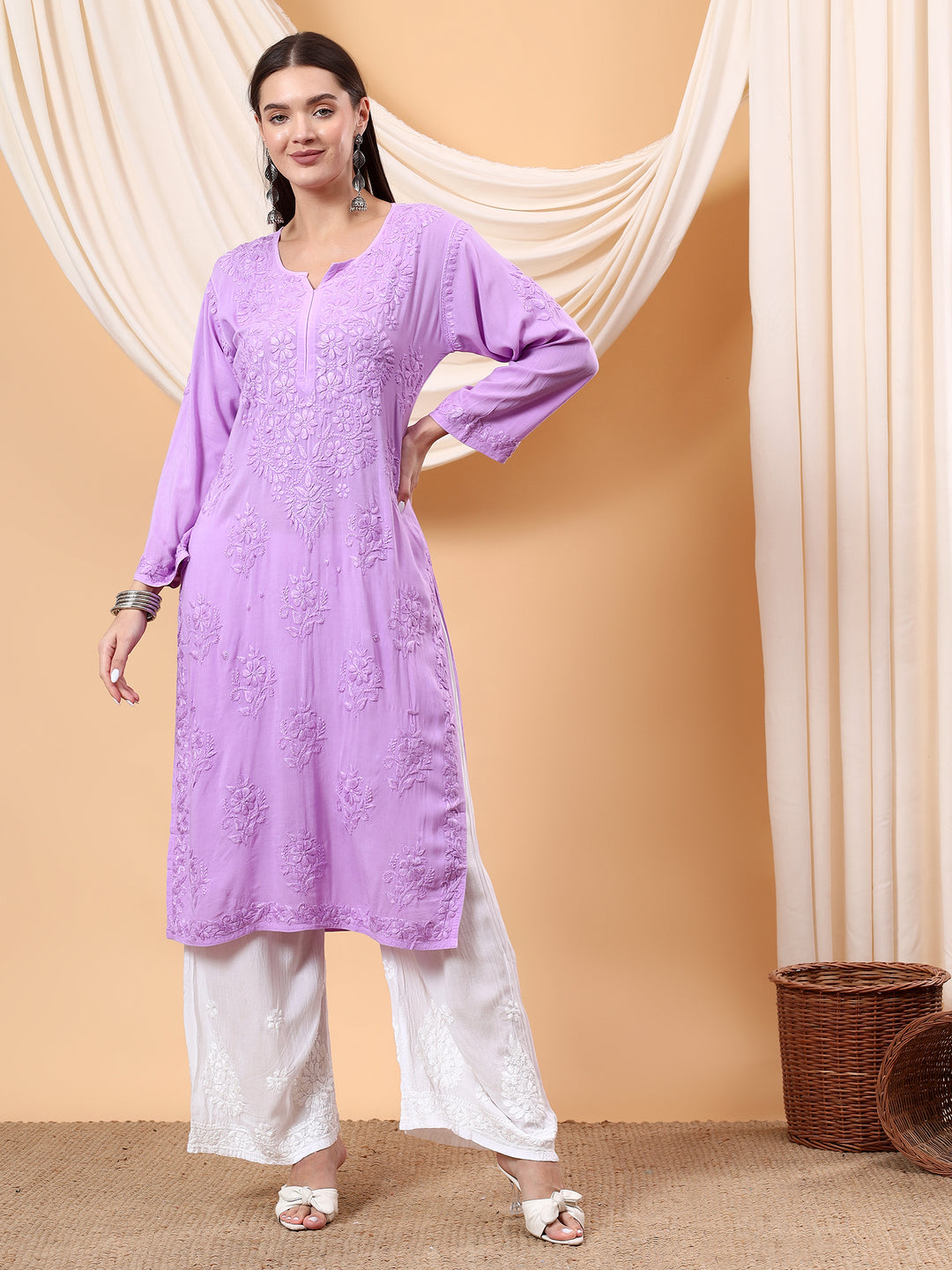 Heer Chikankari Modal Straight Kurta