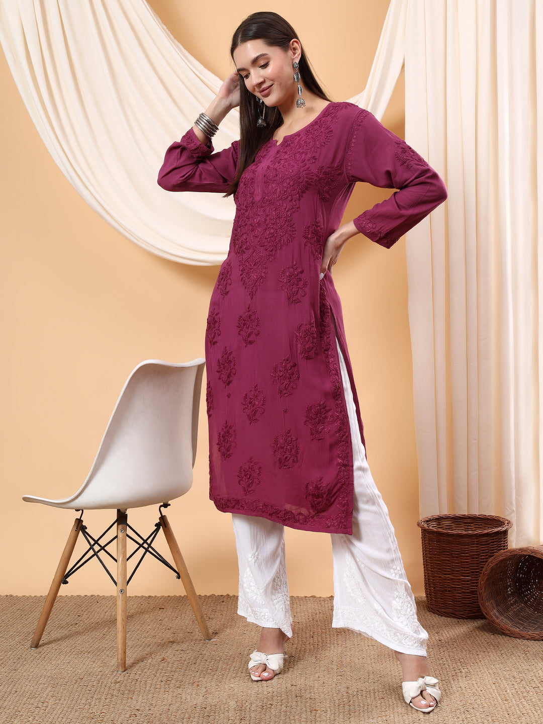 Heer Chikankari Modal Straight Kurta