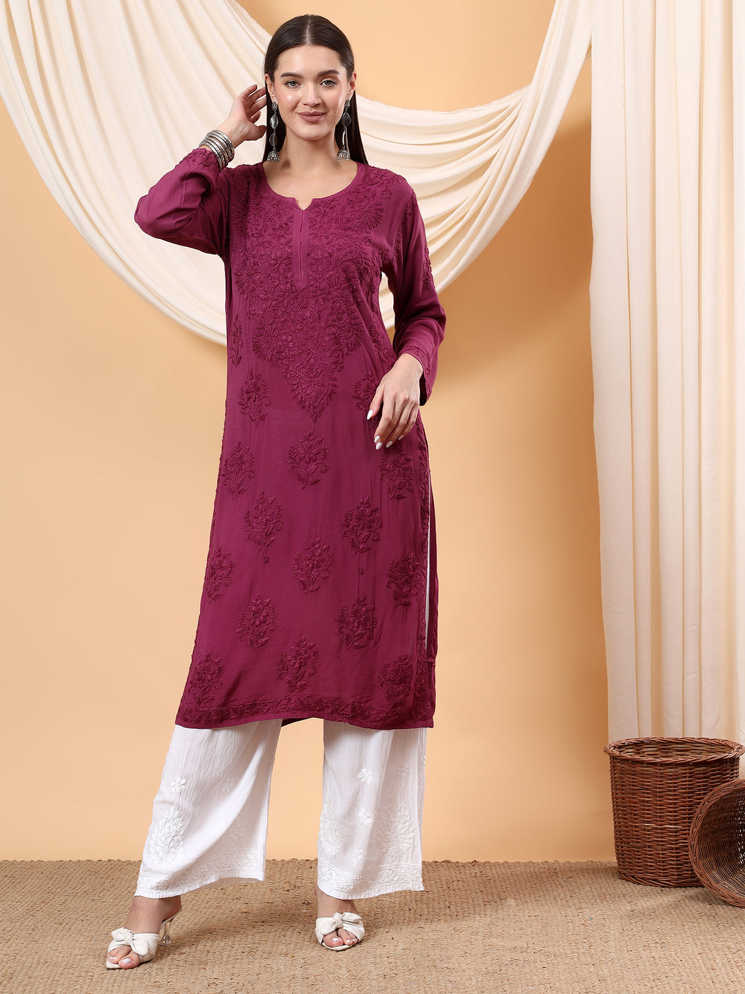 Heer Chikankari Modal Straight Kurta