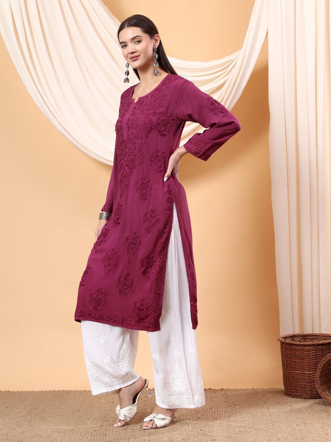 Heer Chikankari Modal Straight Kurta