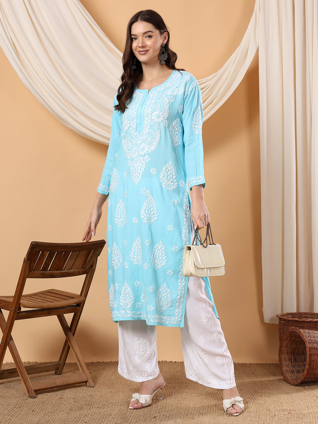 Neha Chikankari Rayon Straight Kurta