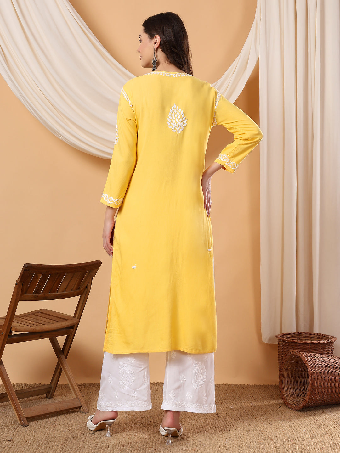 Neha Chikankari Rayon Straight Kurta