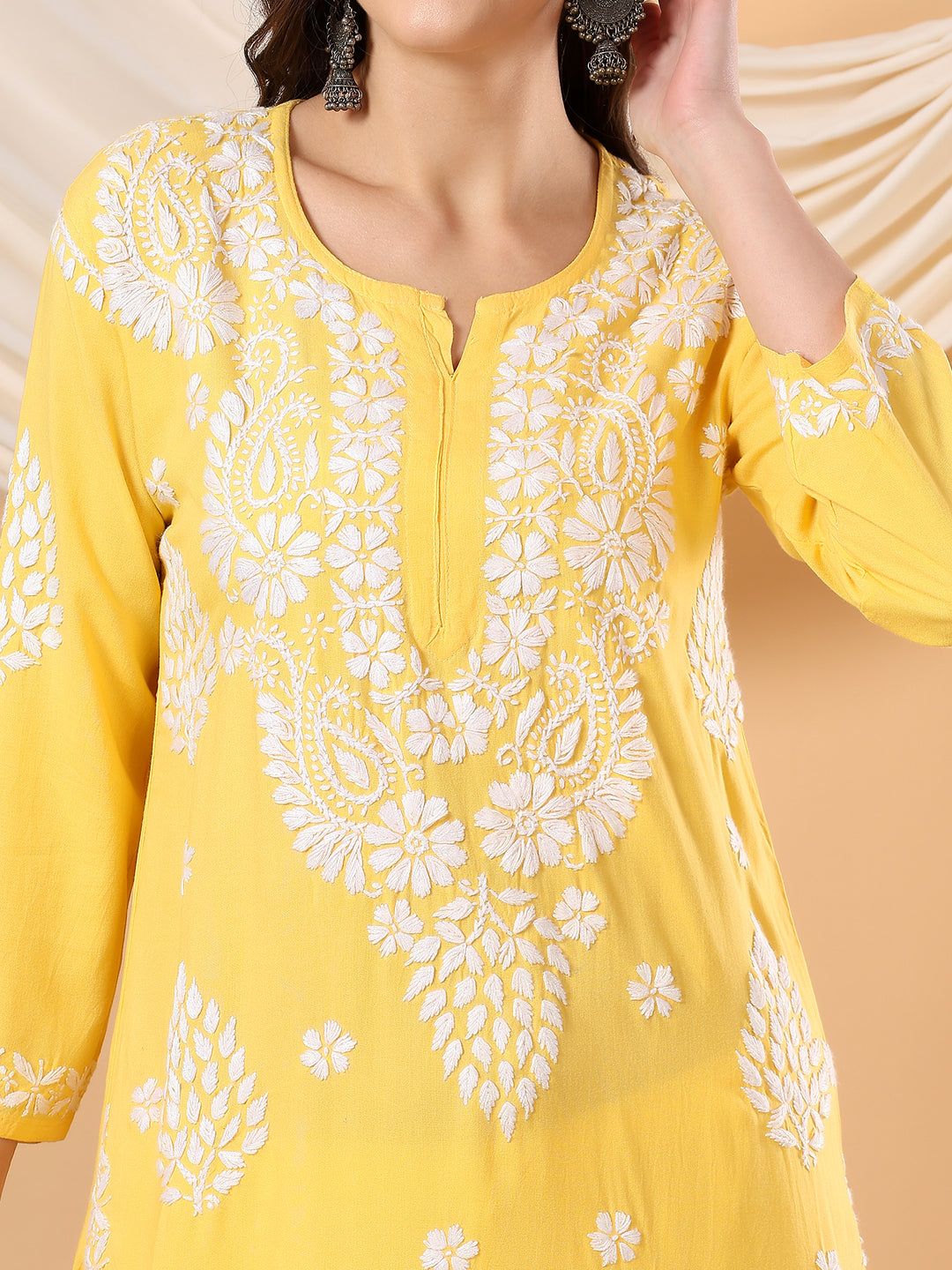 Neha Chikankari Rayon Straight Kurta