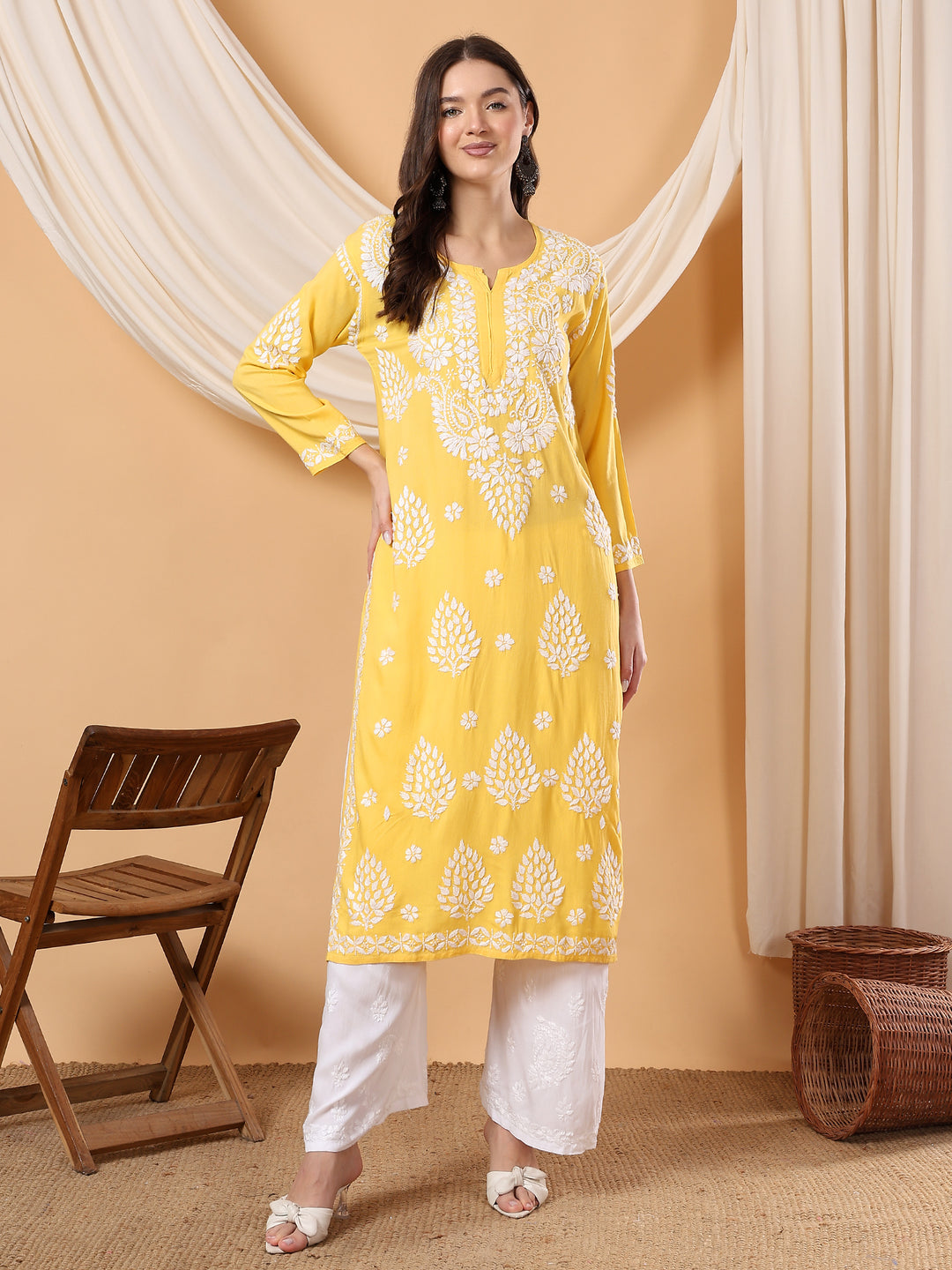 Neha Chikankari Rayon Straight Kurta