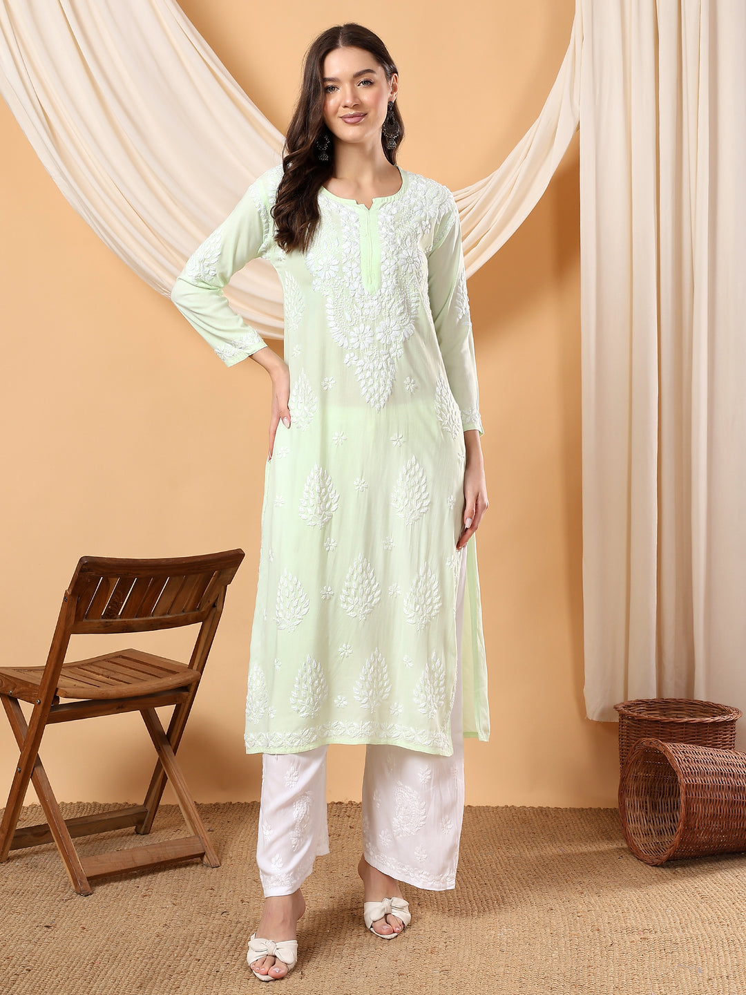 Neha Chikankari Rayon Straight Kurta