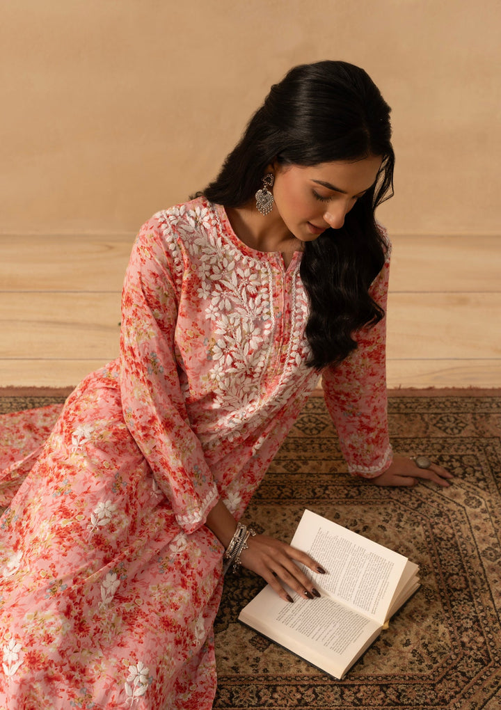 Amaira Mulmul Chikankari Straight Kurta