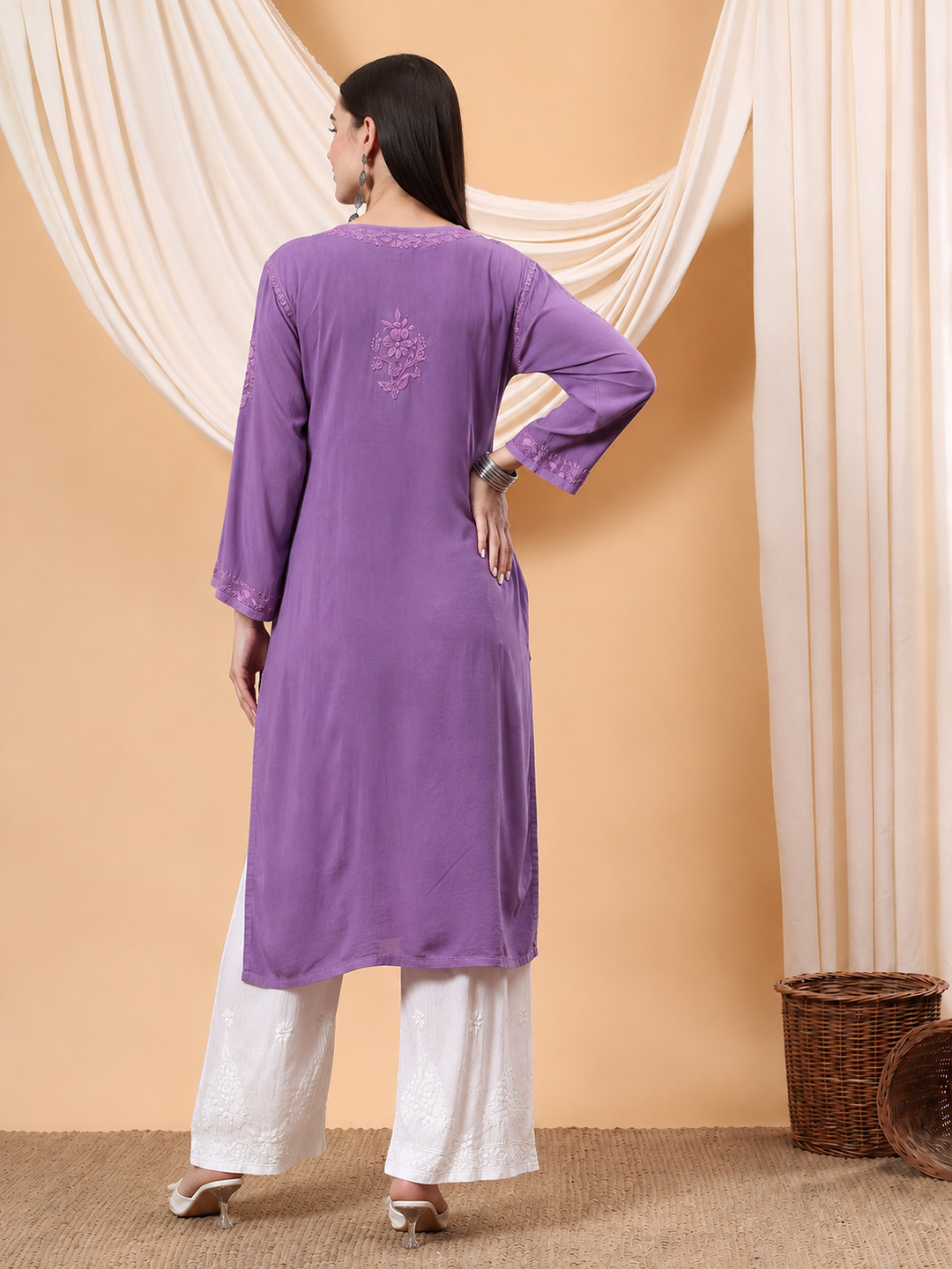 Heer Chikankari Modal Straight Kurta