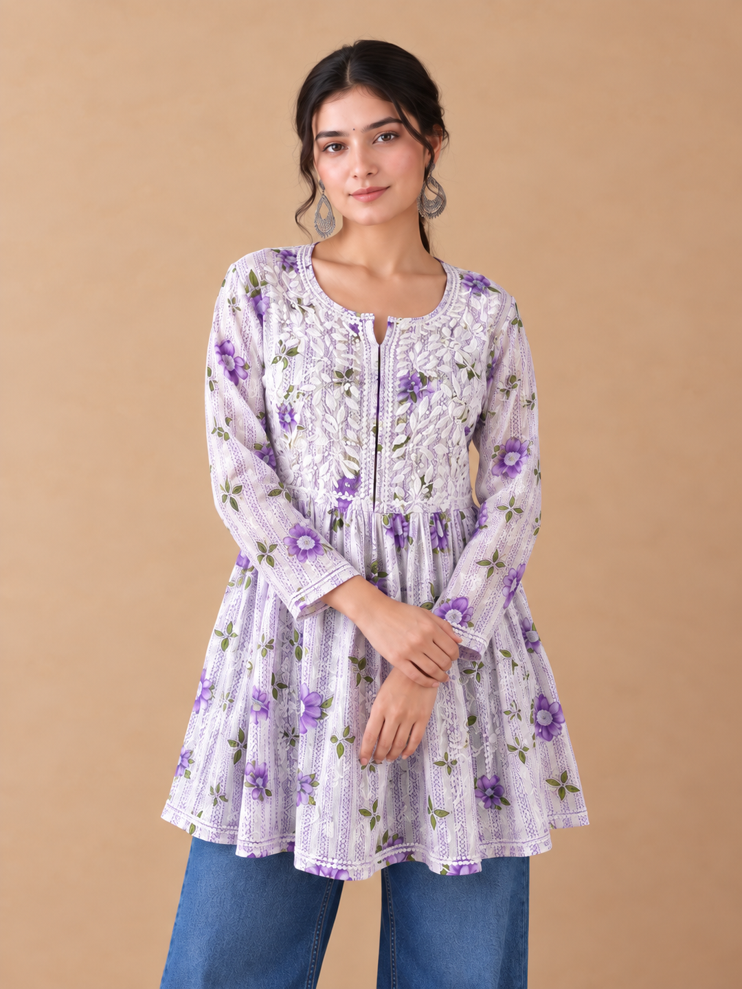 Tisha Mulmul Chikankari Short Gown