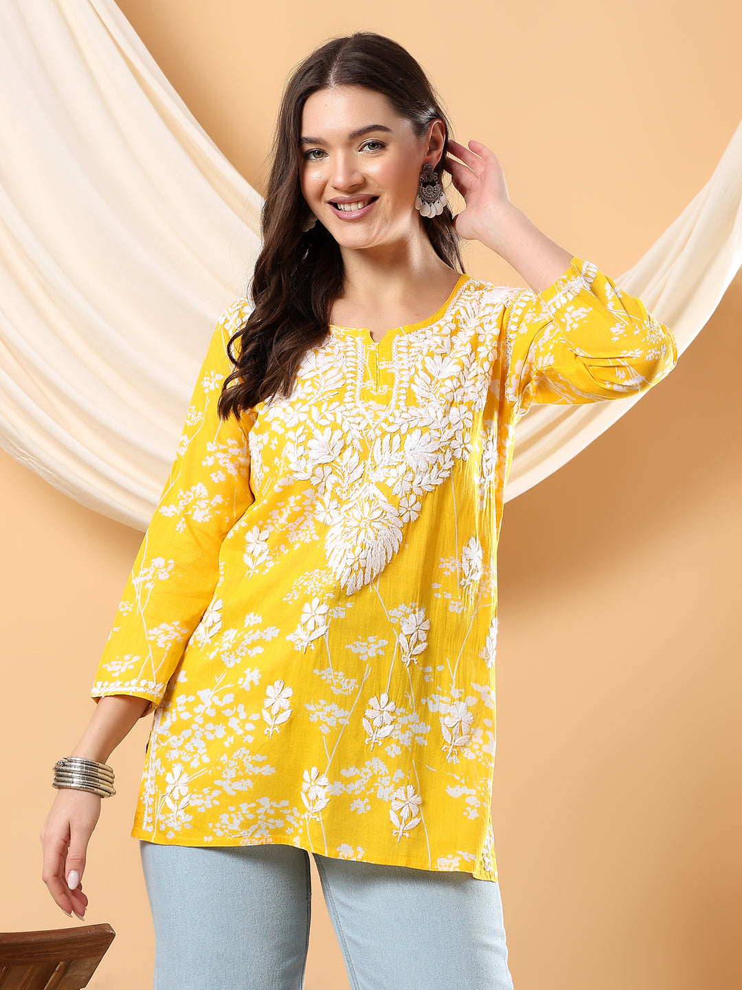 Zeba Chikankari Mulmul Short Kurti