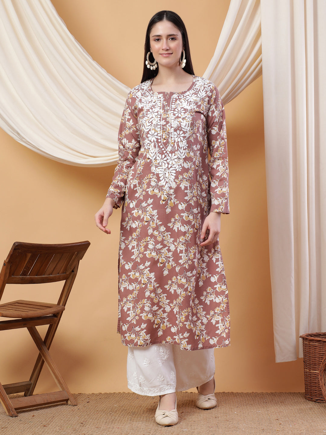 Straight-cut kurta for women
