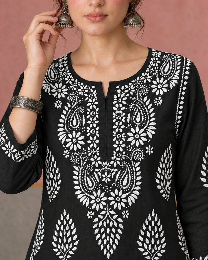 Nazm Chikankari Rayon Straight Kurta