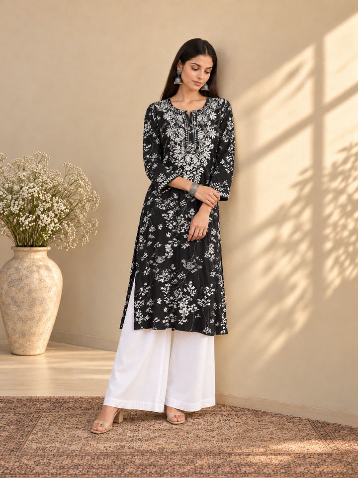 Zainab Chikankari Mulmul Straight Kurta