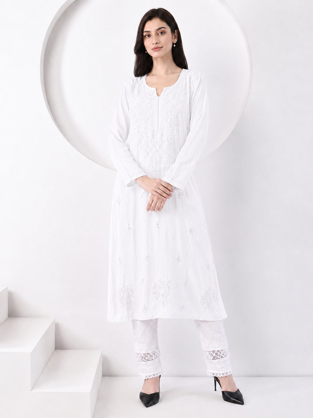 Falaq Chikankari Rayon Mukaish Straight Kurta