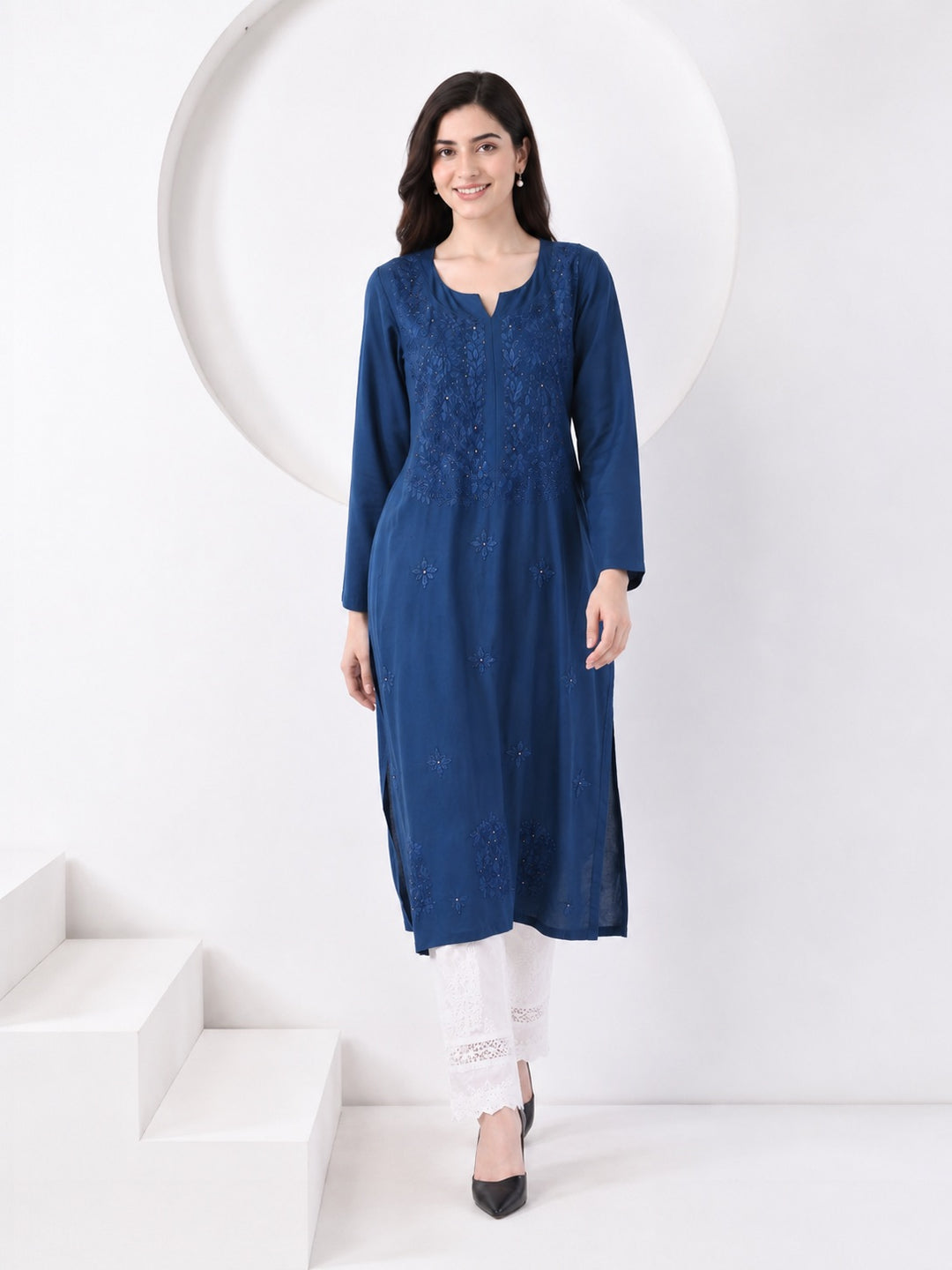 Falaq Chikankari Rayon Mukaish Straight Kurta