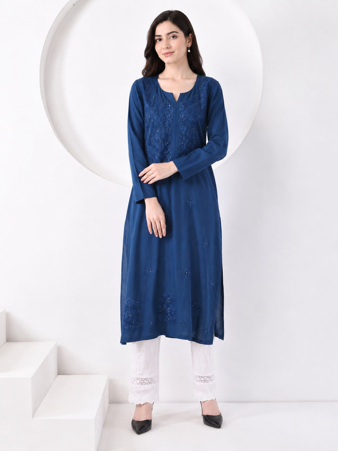 Falaq Chikankari Rayon Mukaish Straight Kurta