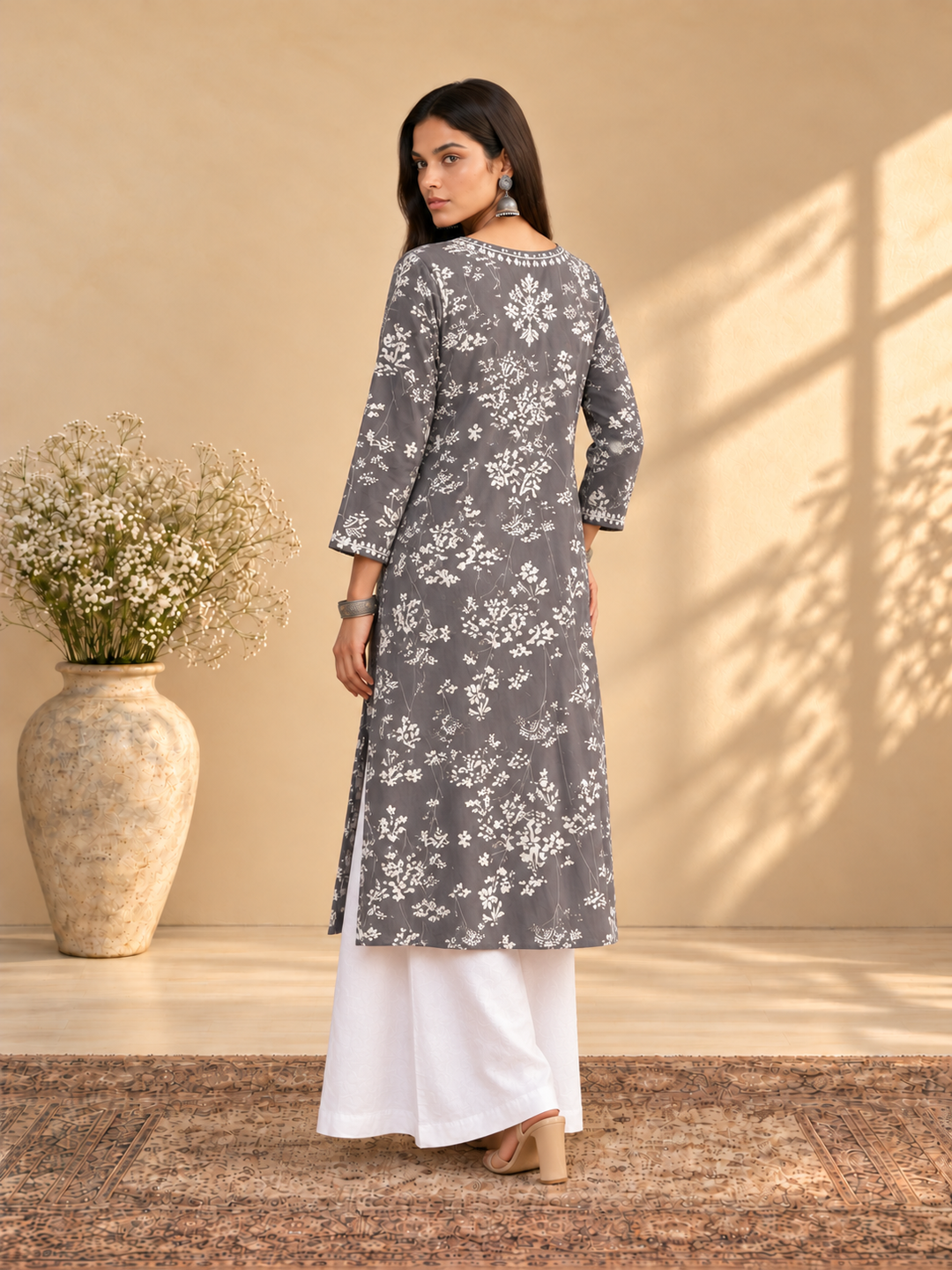Zainab Chikankari Mulmul Straight Kurta