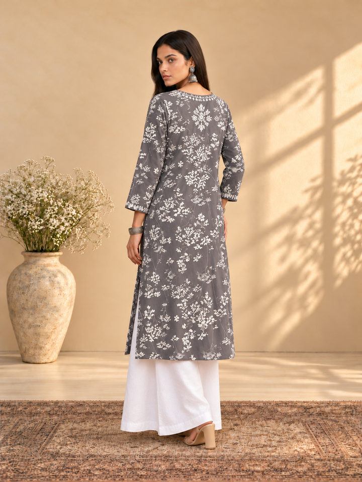 Zainab Chikankari Mulmul Straight Kurta