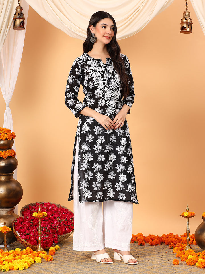 Kiara Mulmul Chikankari Straight Kurta