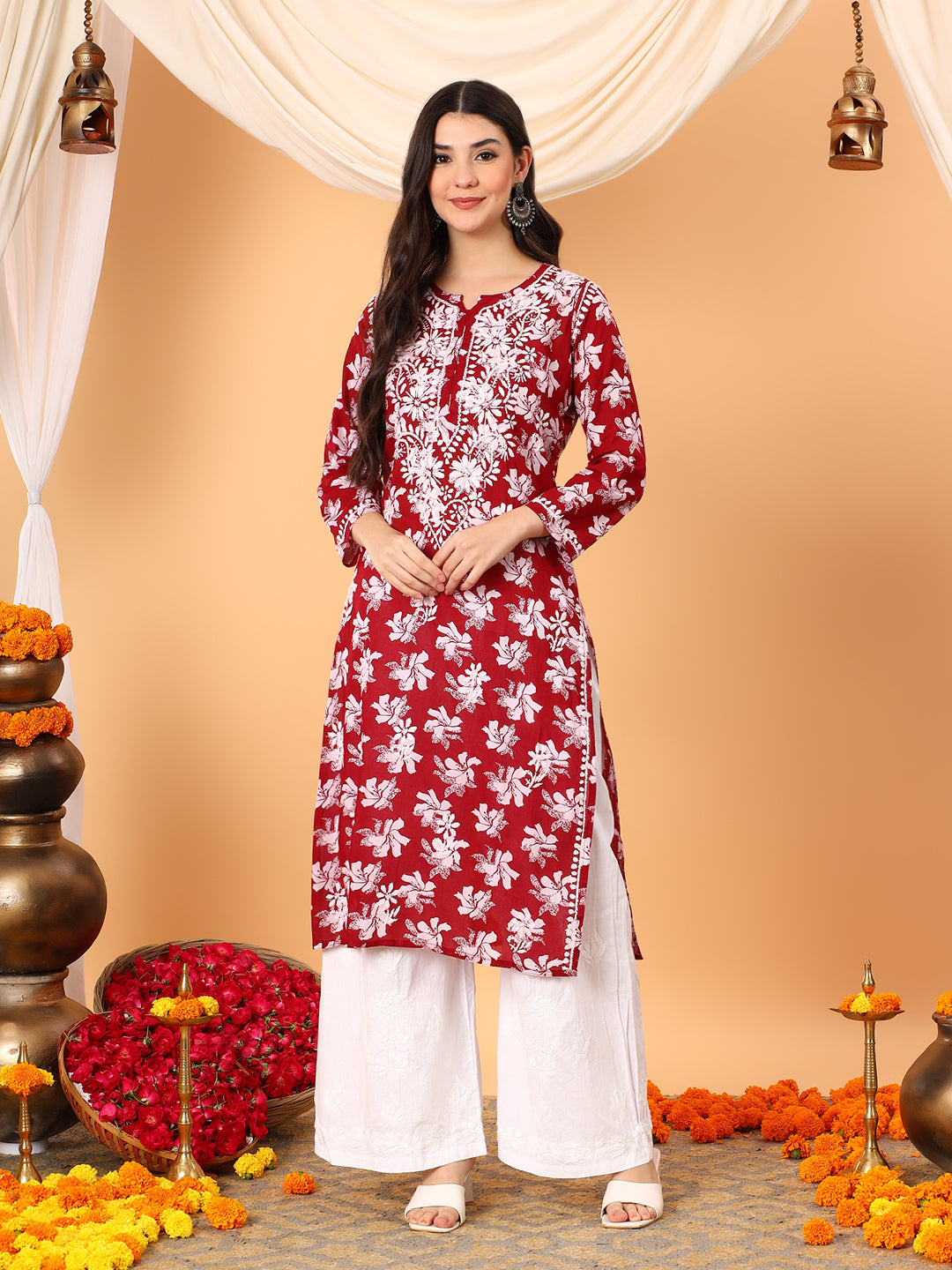 Kiara Mulmul Chikankari Straight Kurta