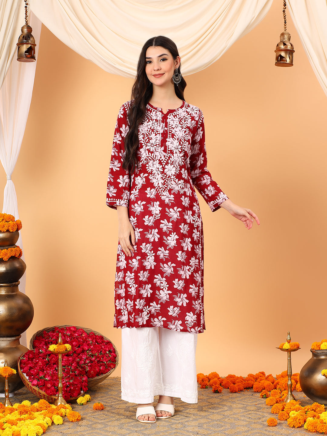 Kiara Mulmul Chikankari Straight Kurta