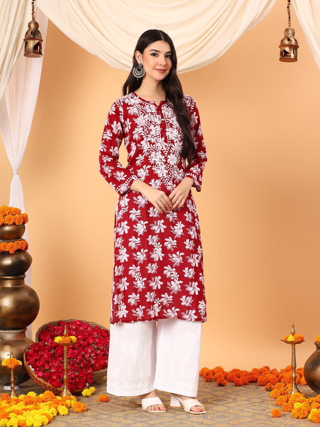 Kiara Mulmul Chikankari Straight Kurta