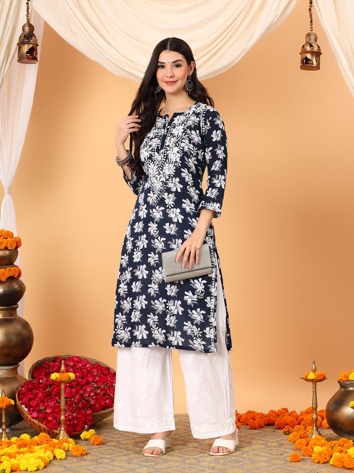 Kiara Mulmul Chikankari Straight Kurta