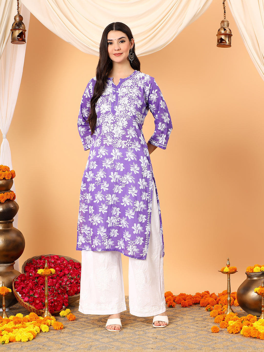 Kiara Mulmul Chikankari Straight Kurta