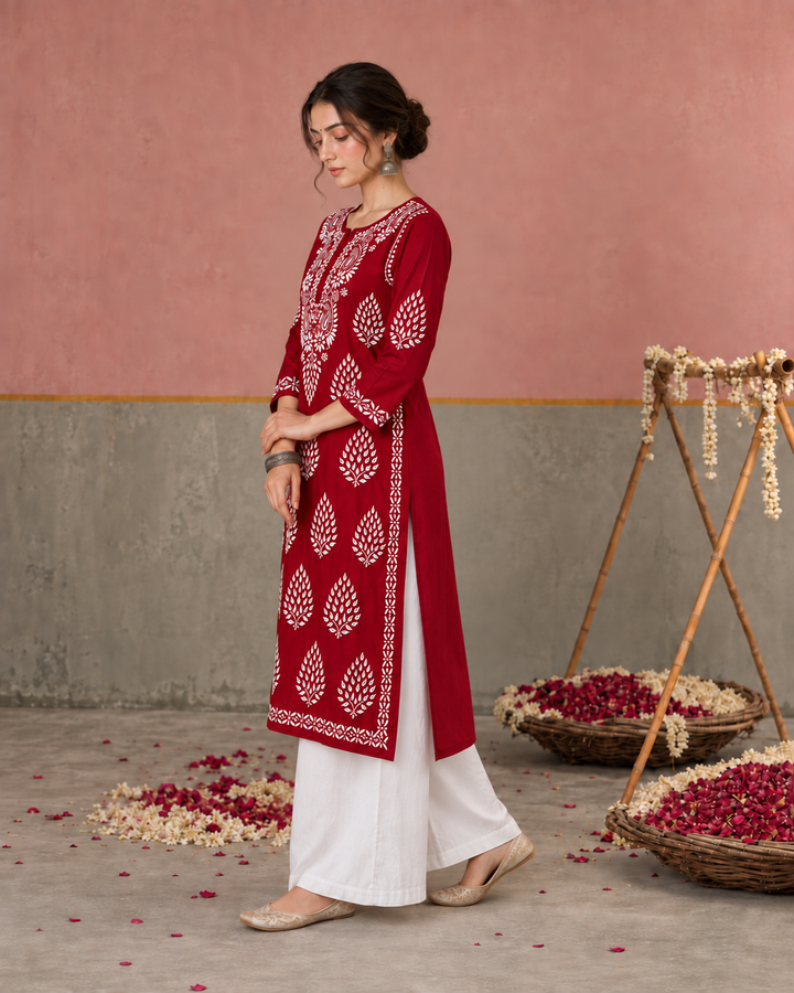 Nazm Chikankari Rayon Straight Kurta