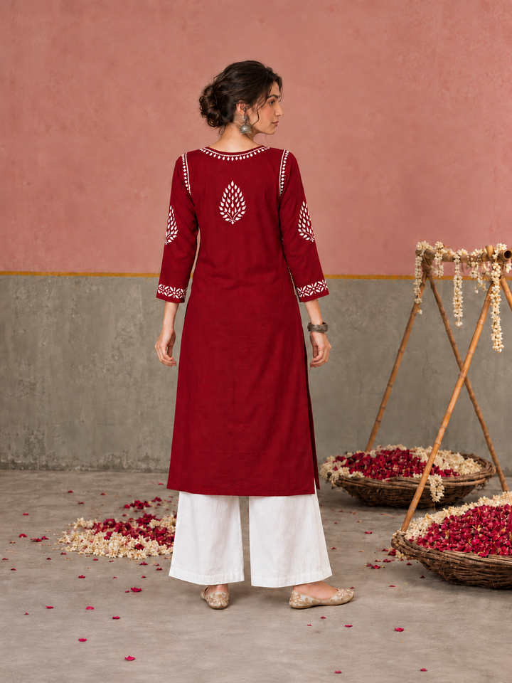 Nazm Chikankari Rayon Straight Kurta