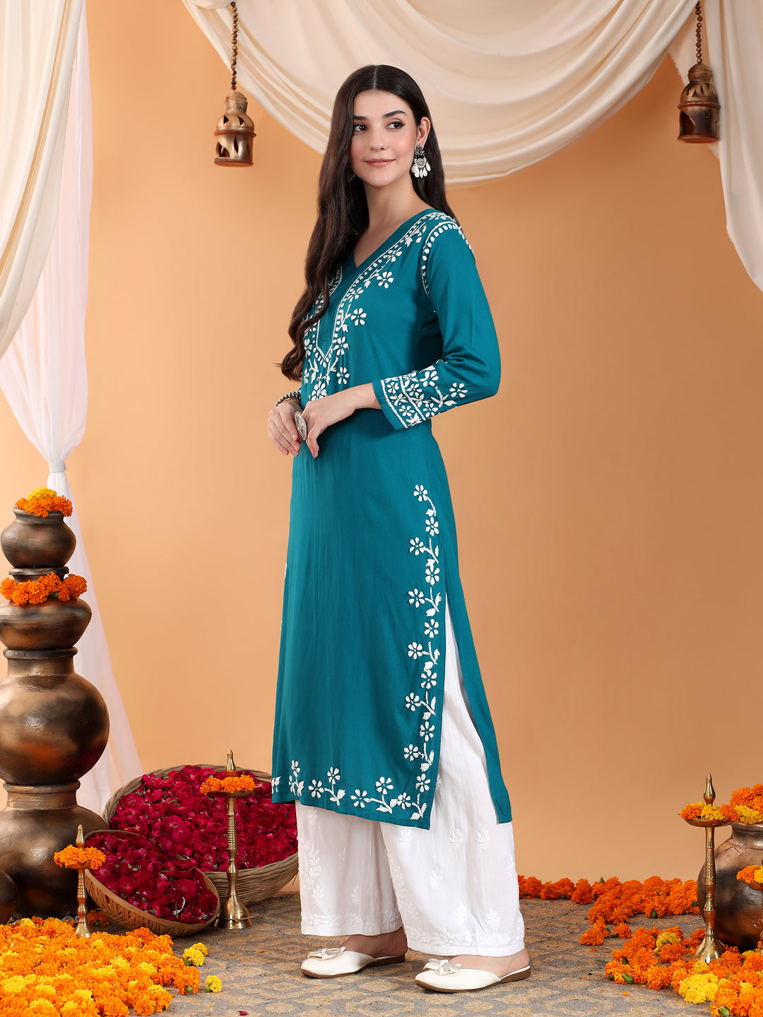 Maya Chikankari Rayon V-neck Straight Kurta