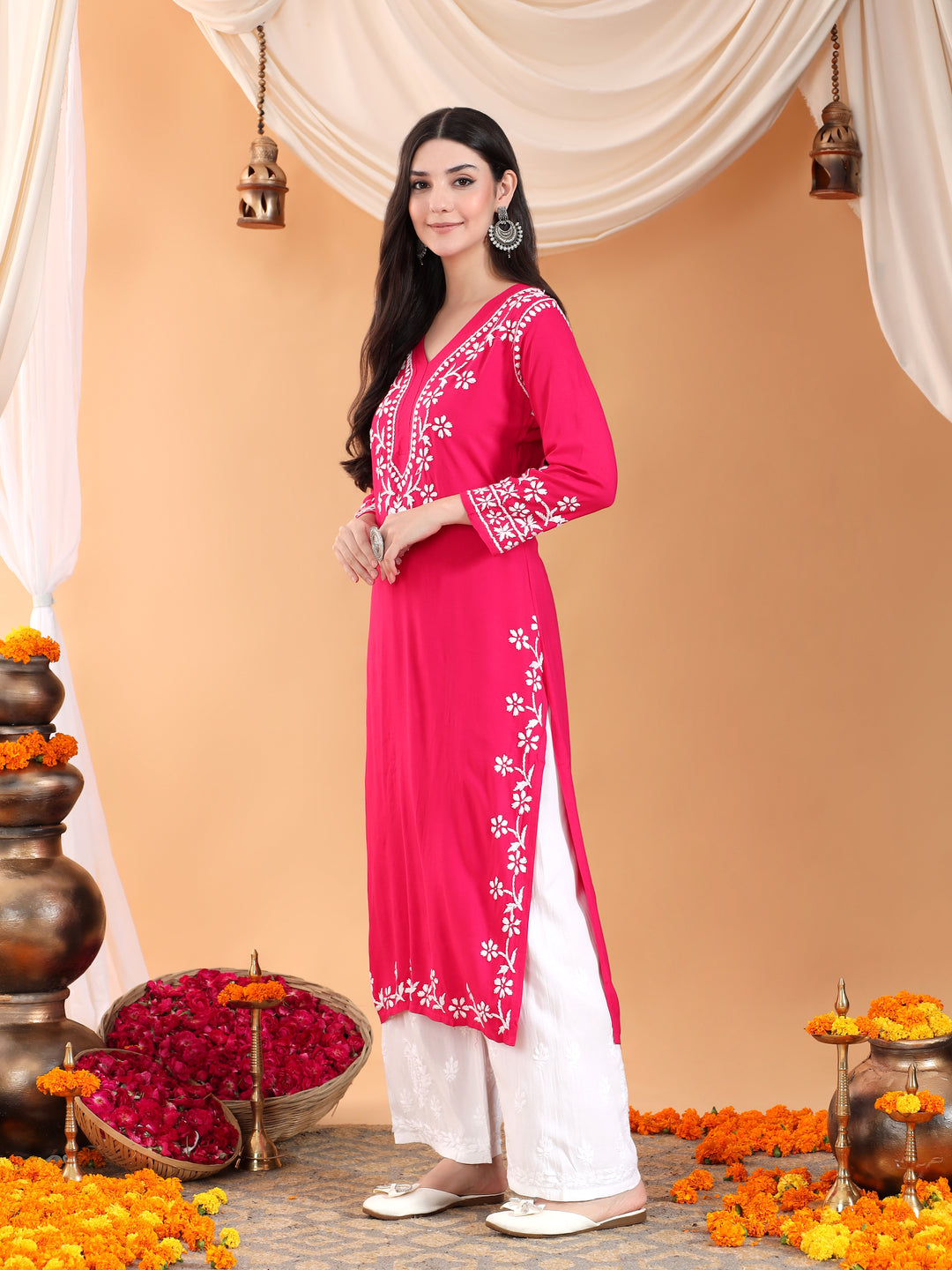 Maya Chikankari Rayon V-neck Straight Kurta