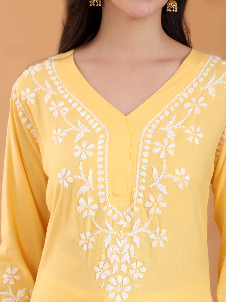 Maya Chikankari Rayon V-neck Straight Kurta