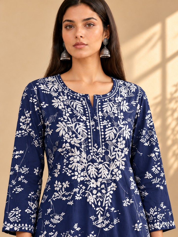 Zainab Chikankari Mulmul Straight Kurta