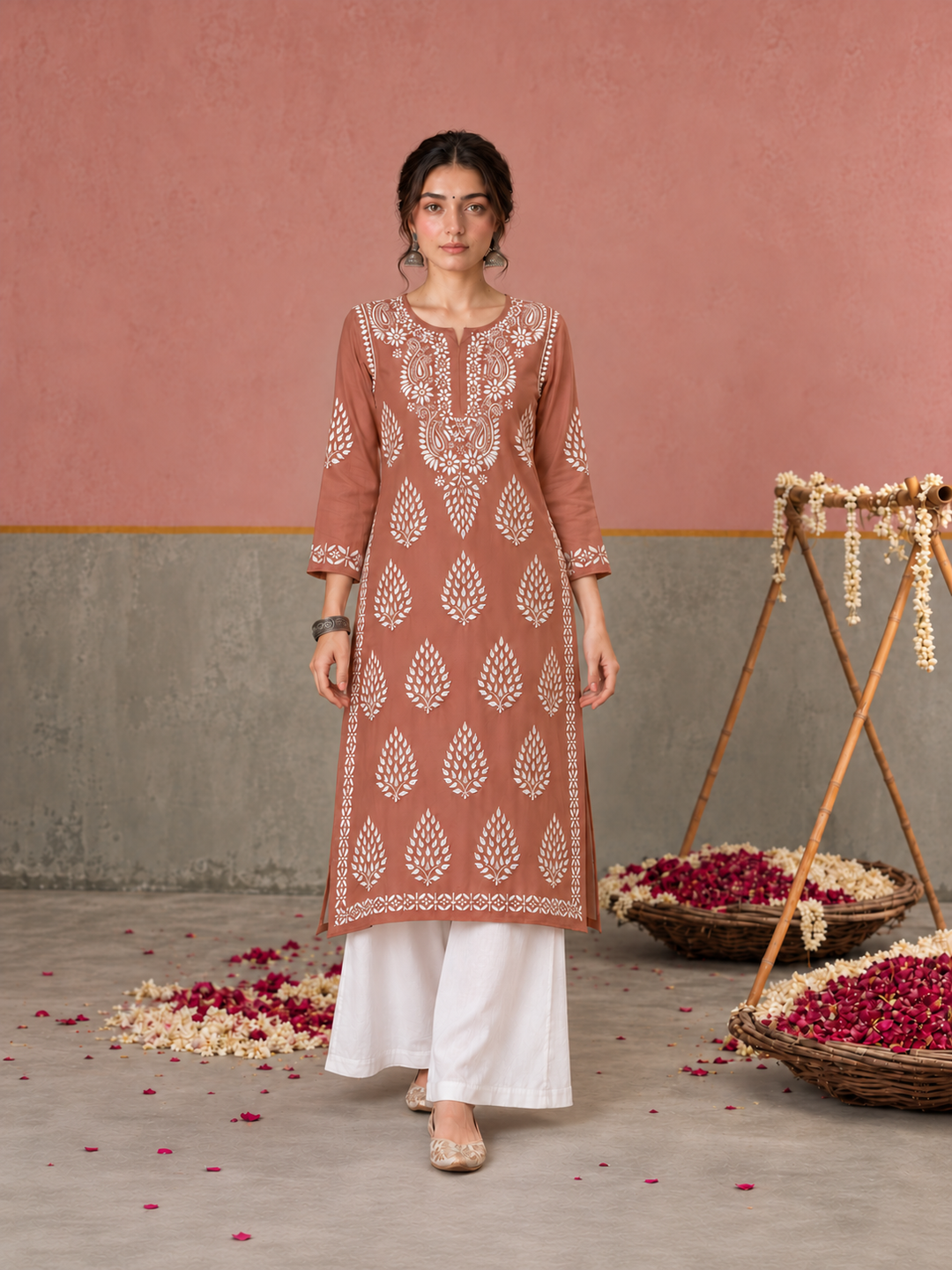 Nazm Chikankari Rayon Straight Kurta