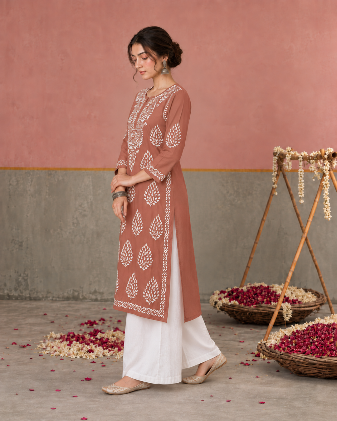 Nazm Chikankari Rayon Straight Kurta