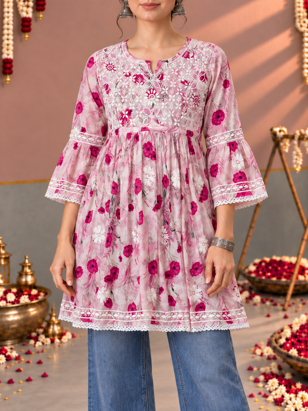Dhara Mulmul Chikankari Printed Short Gown