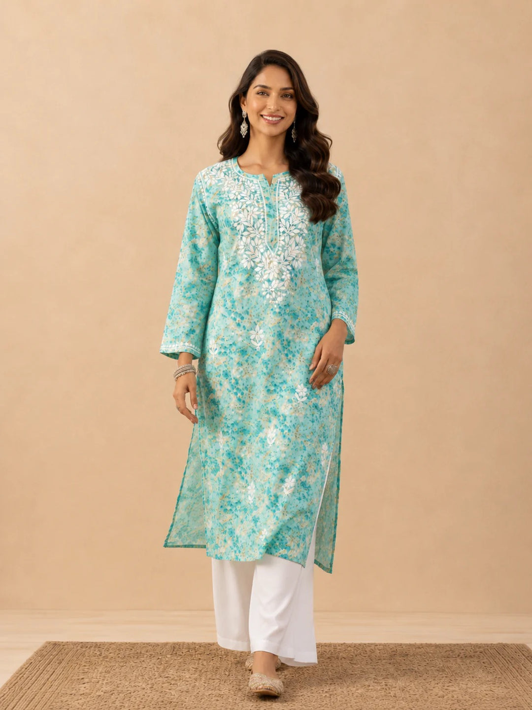 Amaira Mulmul Chikankari Straight Kurta
