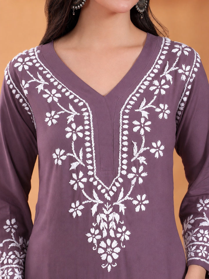 Maya Chikankari Rayon V-neck Straight Kurta
