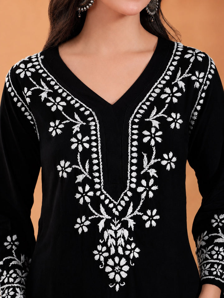 Maya Chikankari Rayon V-neck Straight Kurta