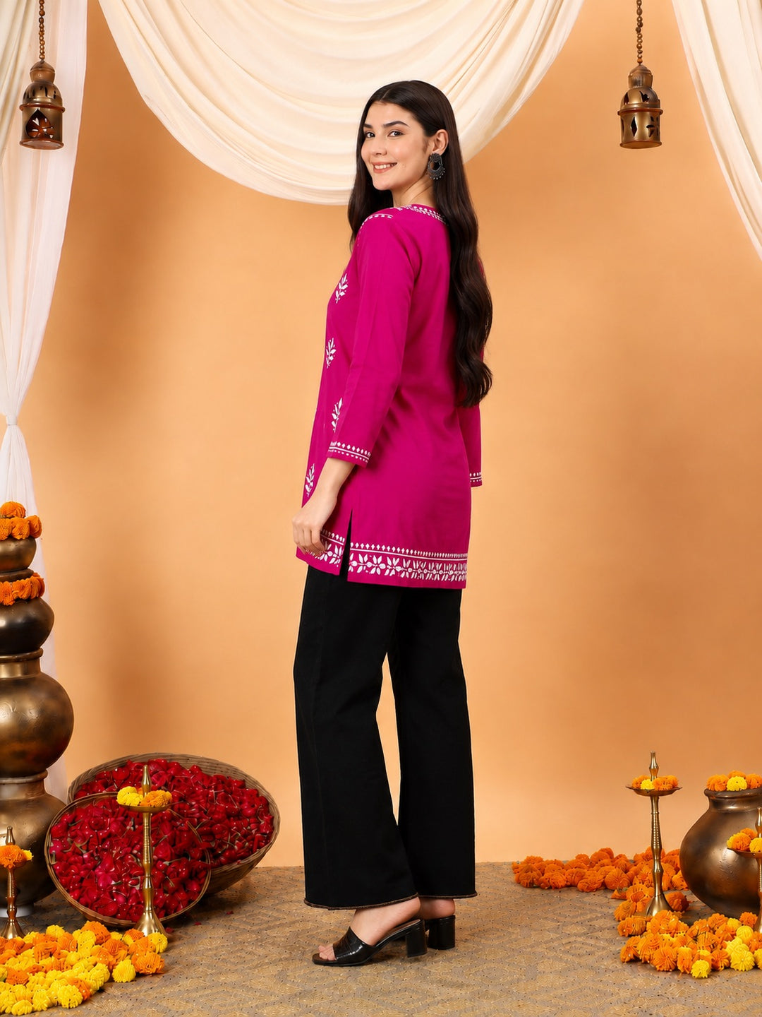 Maahi Chikankari Short Cotton Kurti