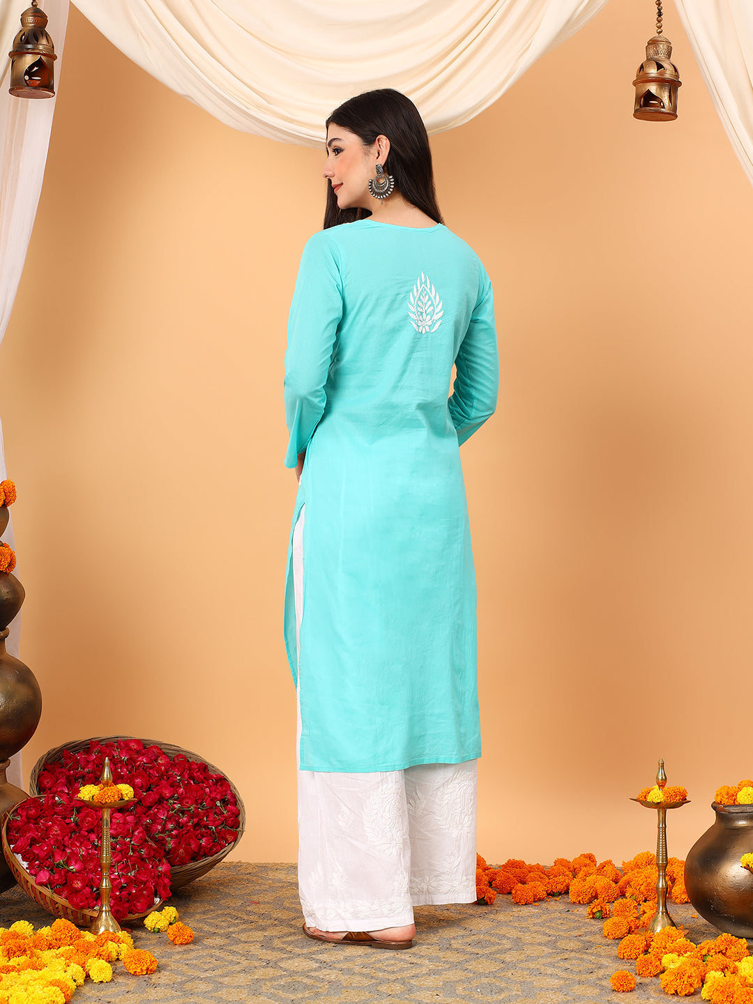 Pooja Cotton Chikankari Straight Kurta
