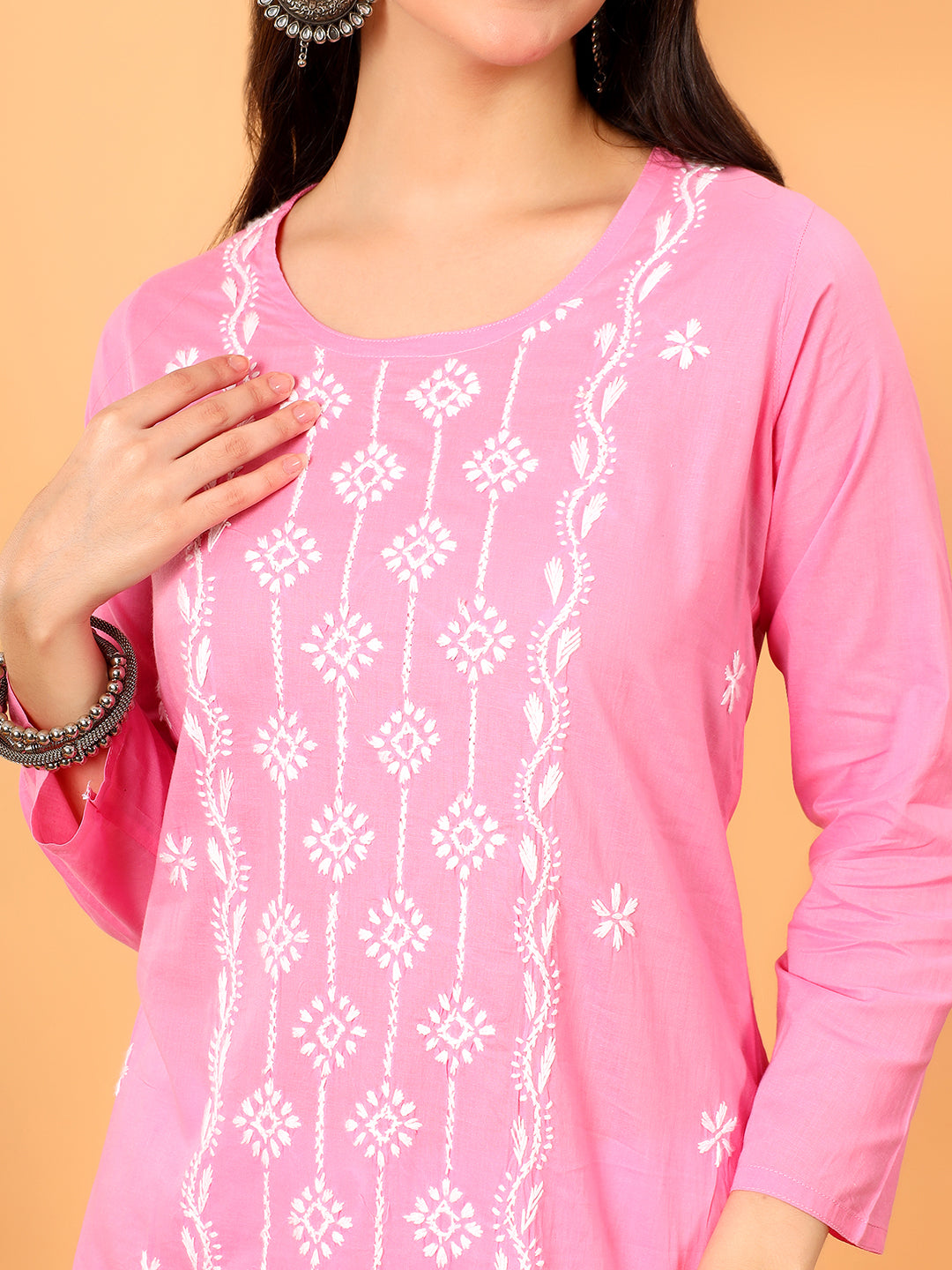 Pooja Cotton Chikankari Straight Kurta